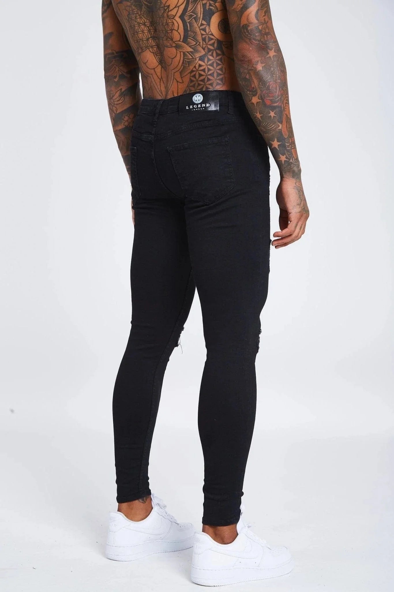 SKINNY FİT YIRTIK VE ONARILMIŞ JEAN - SİYAH