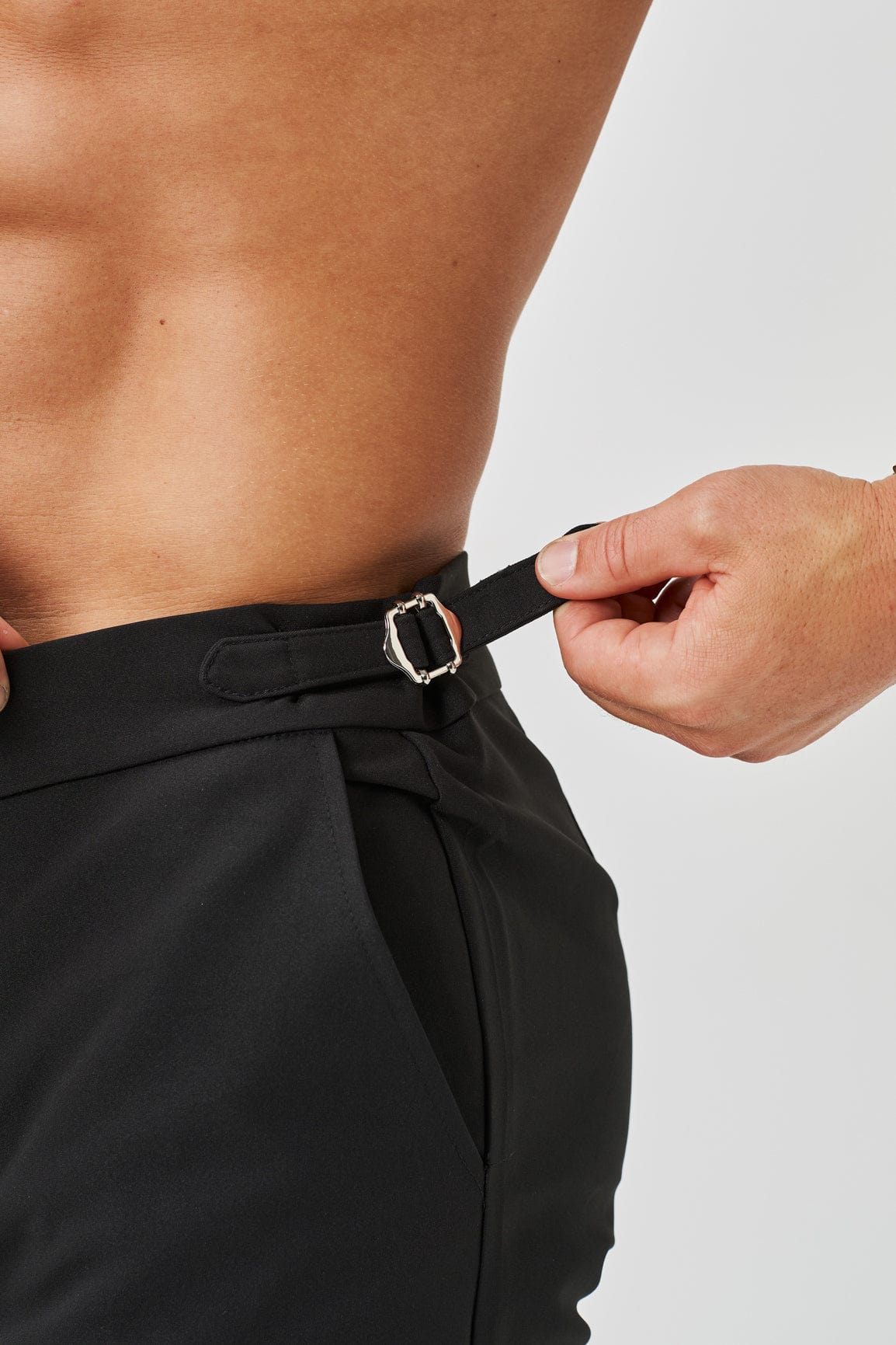 SLIM KESİM DÜZGÜN ESNEK PANTOLON YAN BÜZGÜLÜ - SİYAH
