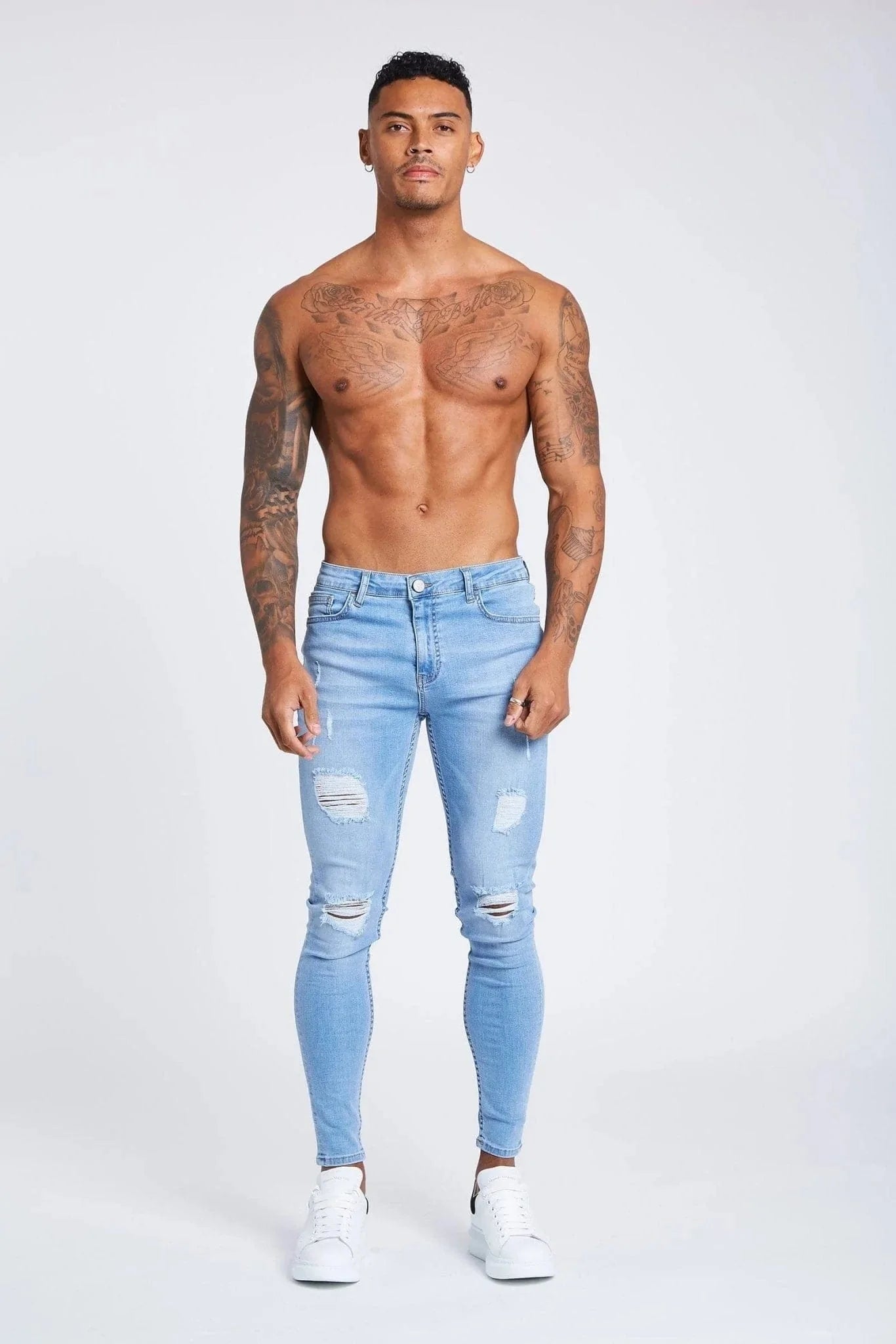 SKINNY FİT YIRTIK VE ONARILMIŞ JEAN - AÇIK MAVİ