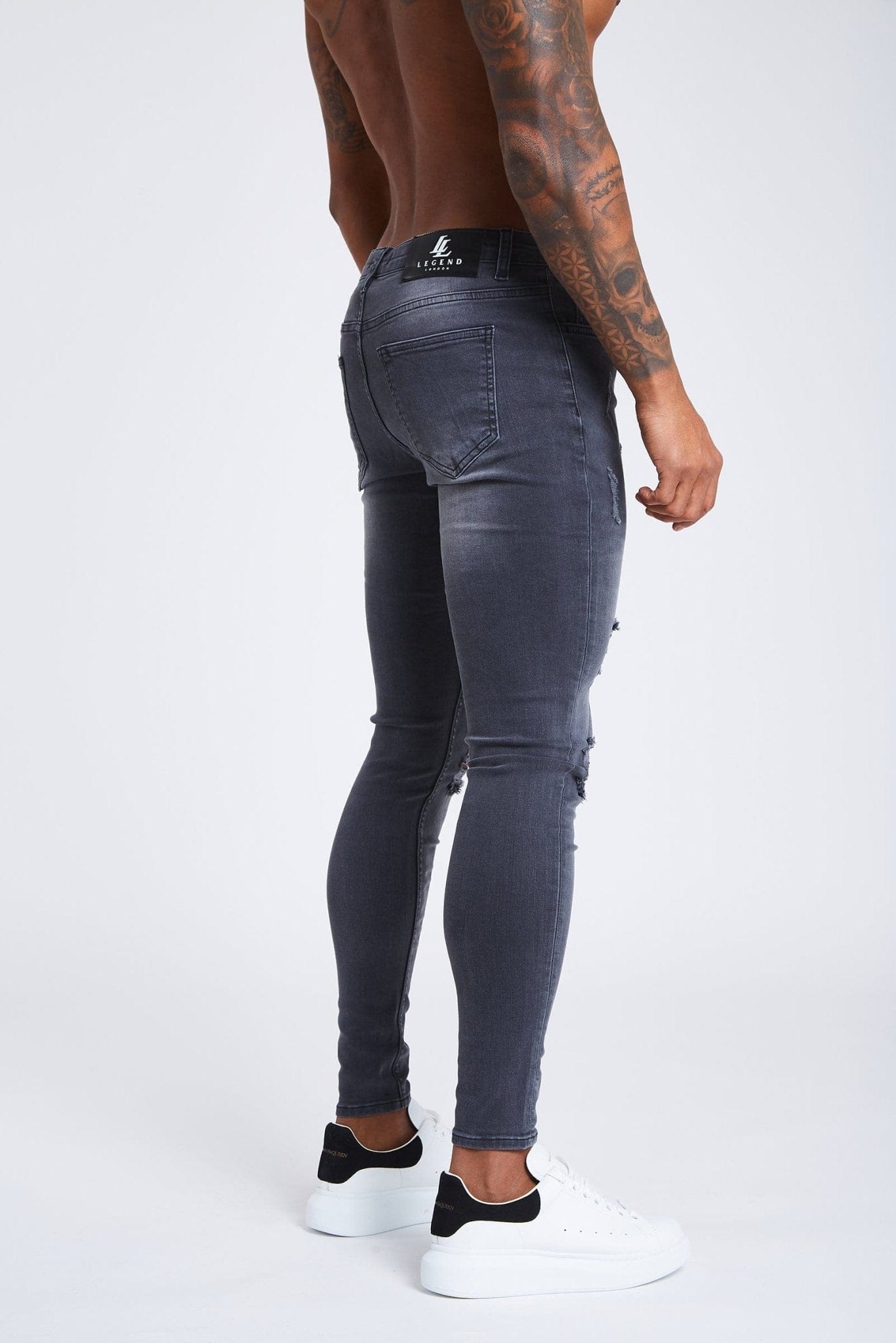 SKINNY FİT YIRTIK VE ONARILMIŞ JEAN  - AÇIK GRİ